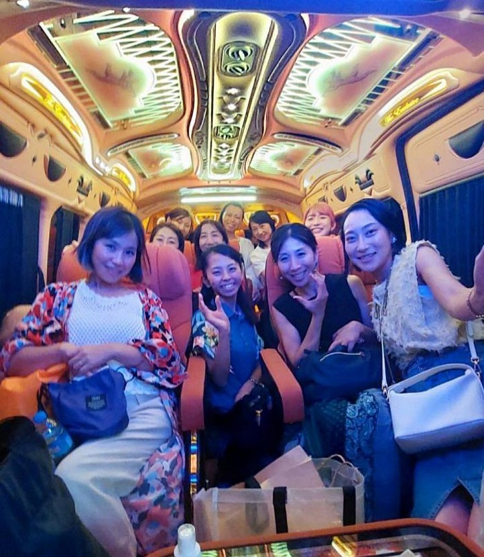 luxury van rental bangkok mini van service bangkok